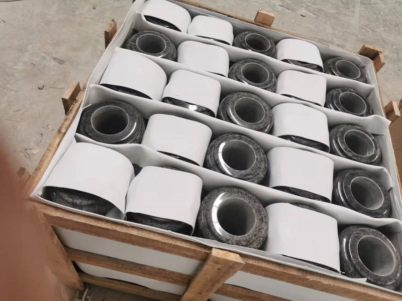 vase granite